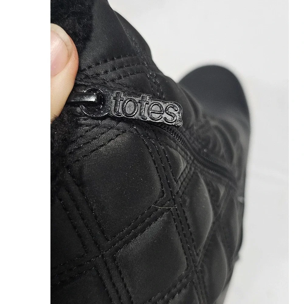 Totes Elsa-T Black Quilted Faux Fur Lined Winter Boots Womens 9W 100-0809